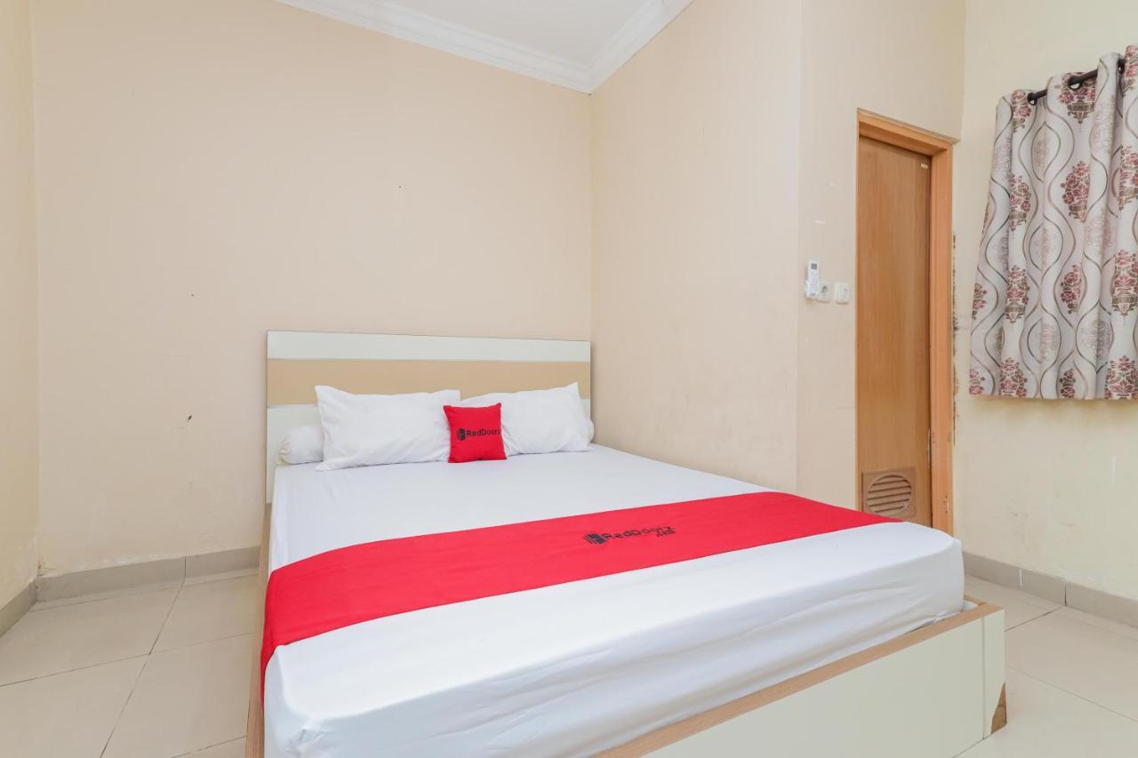 雅加达 Reddoorz Syariah Near Stasiun Karet酒店 外观 照片