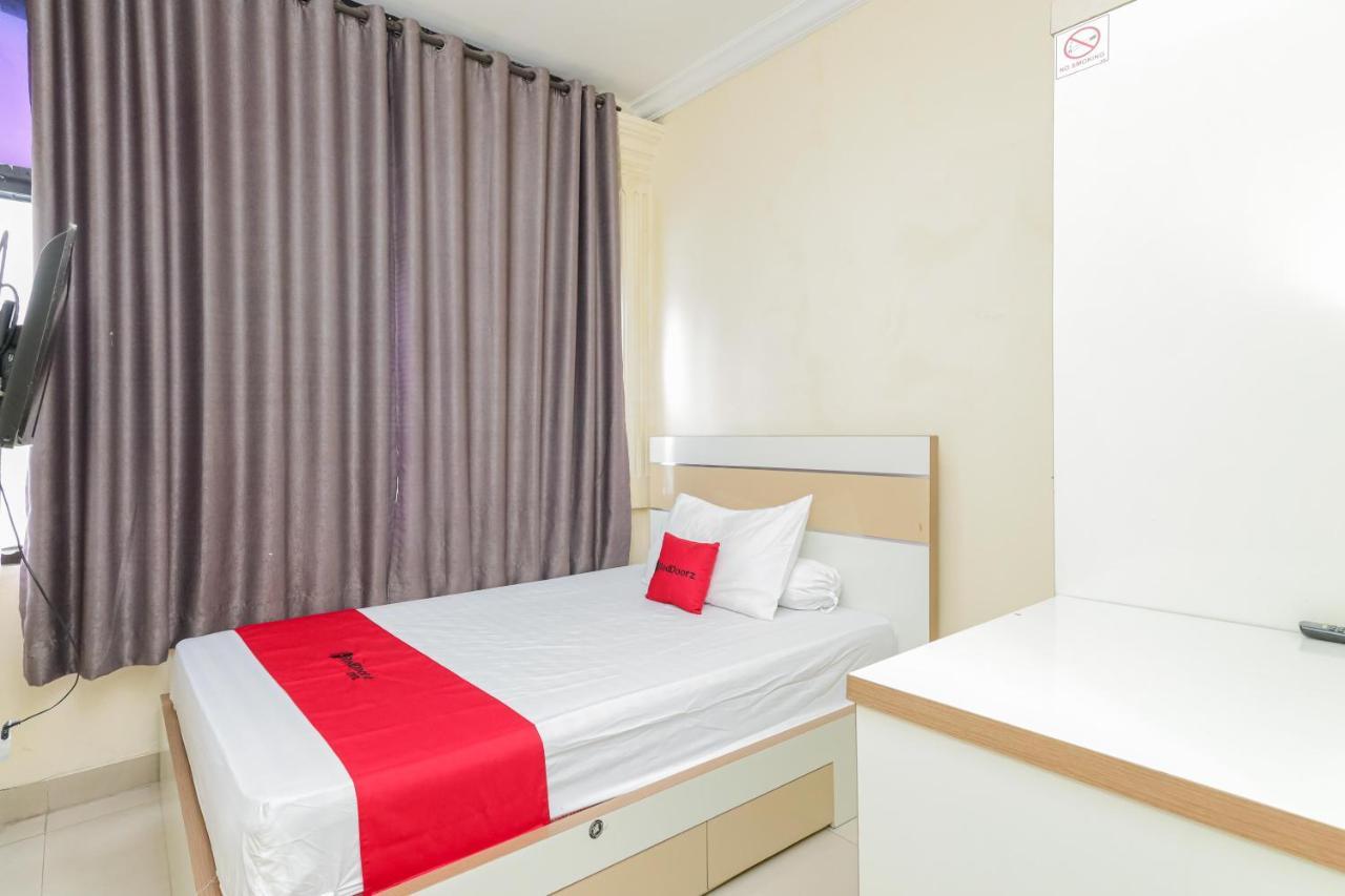 雅加达 Reddoorz Syariah Near Stasiun Karet酒店 外观 照片