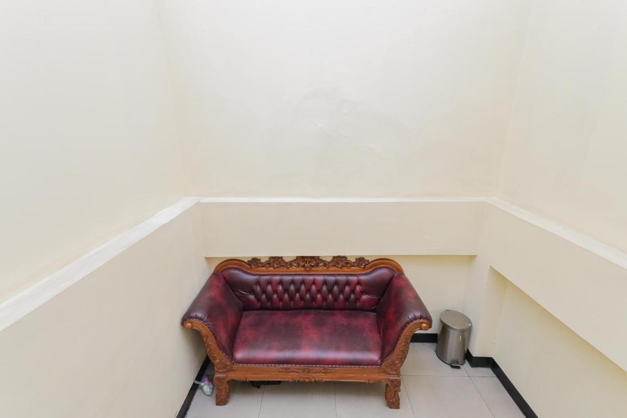 雅加达 Reddoorz Syariah Near Stasiun Karet酒店 外观 照片